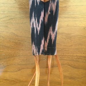 Small Guatemalan purse leather handles, trim